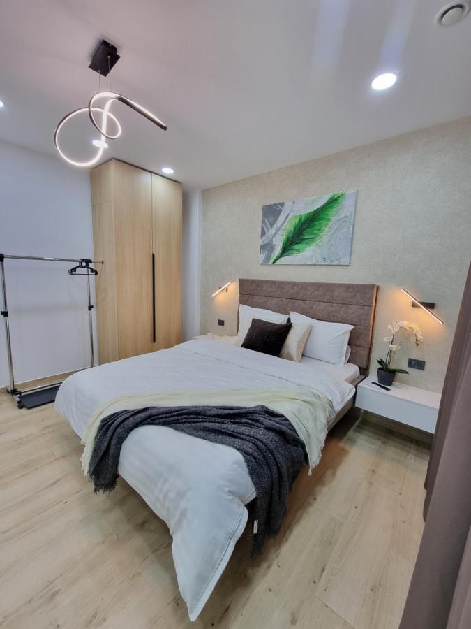 Casa Chiper - Apartament Parter Braşov Exteriör bild