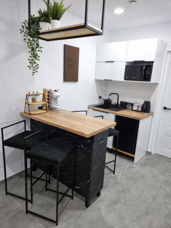 Casa Chiper - Apartament Parter Braşov Exteriör bild