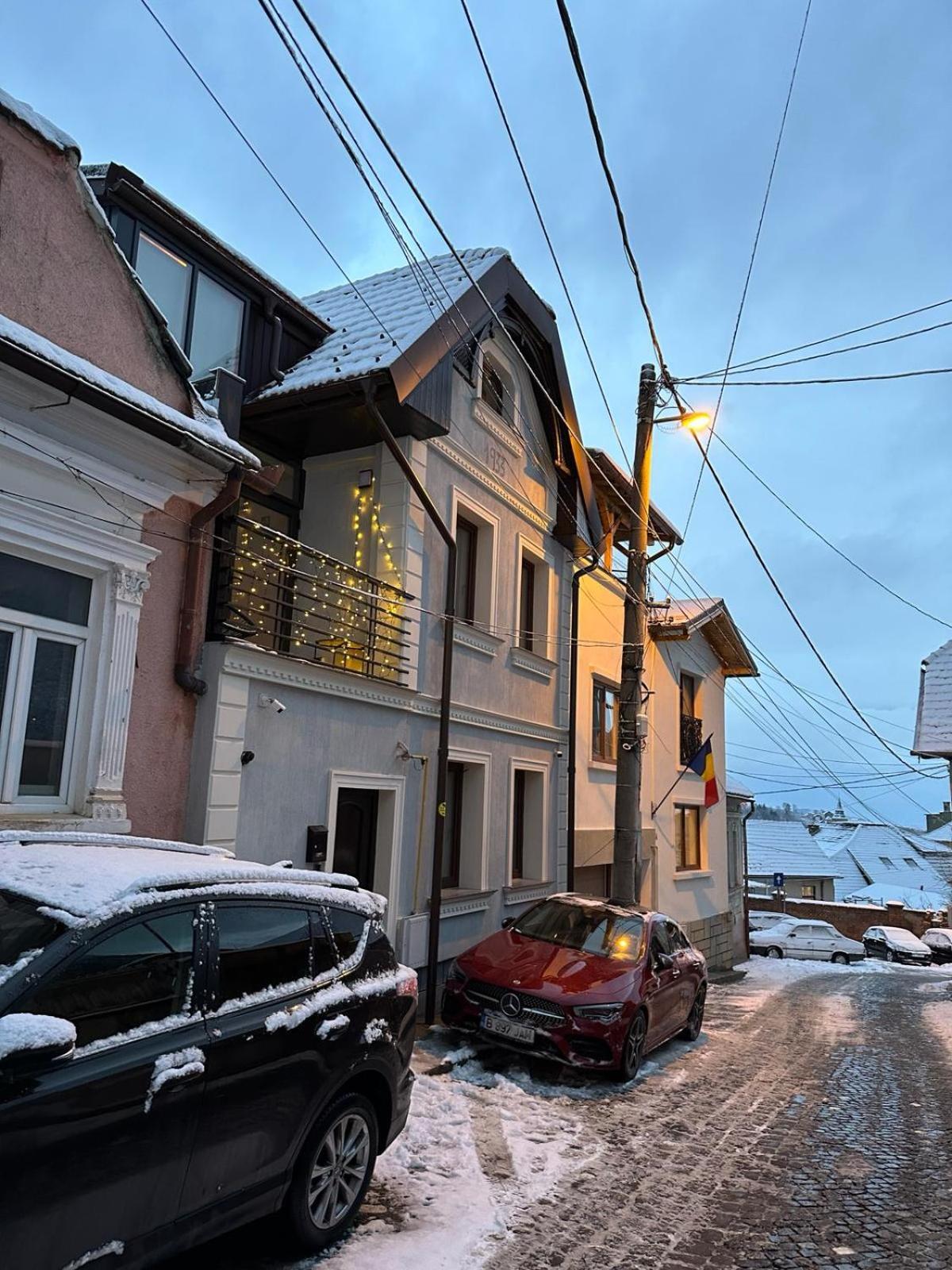Casa Chiper - Apartament Parter Braşov Exteriör bild