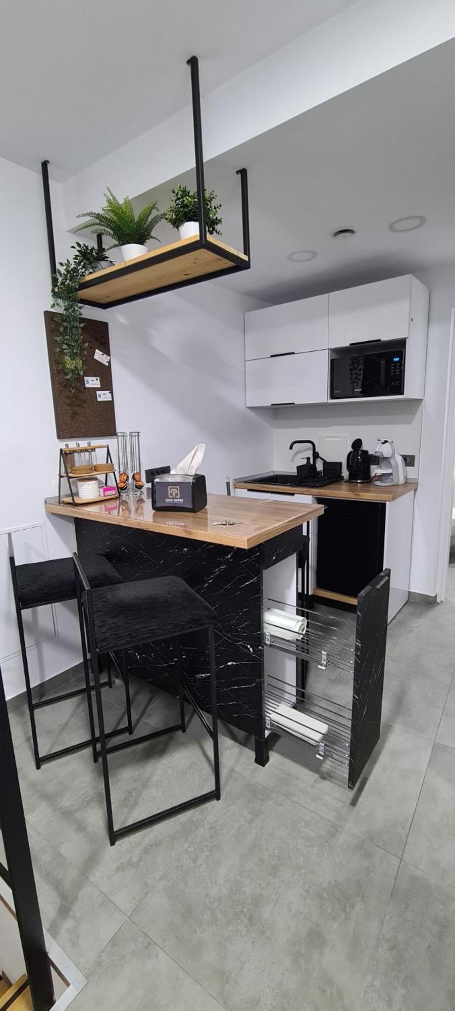 Casa Chiper - Apartament Parter Braşov Exteriör bild